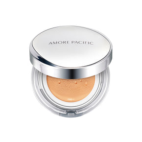 Cushion foundation in light/medium shade and yellow undertone