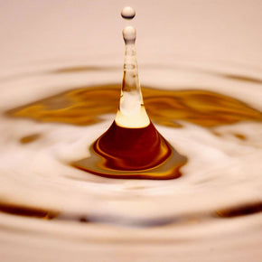 Vintage Single Extract Ampoule texture shot